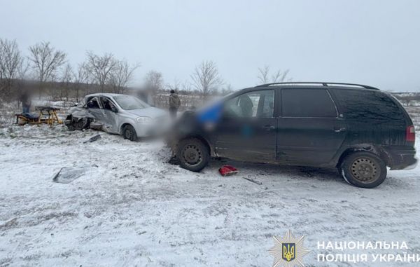 Смертельное ДТП на Николаевщине на заснеженной дороге: погиб пассажир, двое водителей в больнице