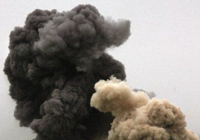 Вечером в Николаеве на промышленном предприятии раздались взрывы