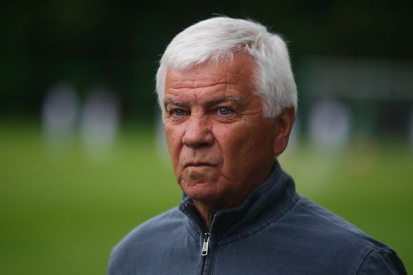 Умер Мунтян