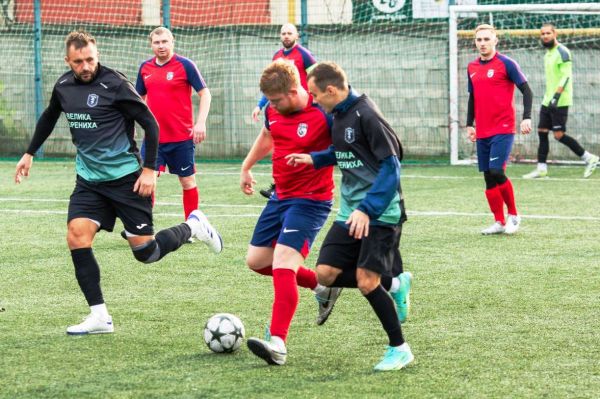 На зимнем первенстве города Николаева по футболу 8х8 лидирует «Осень золотая»