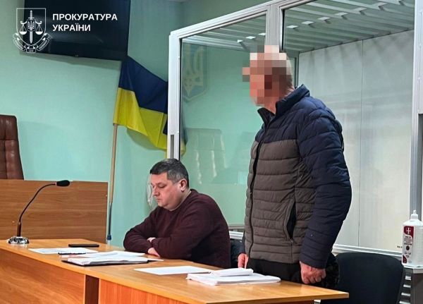 Два года развращал дочь знакомой: на Николаевщине арестовали 60-летнего извращенца