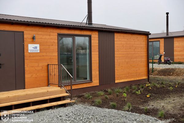 Датские партнеры построили в Кривоозерской громаде пять домов для ВПО и новый Центр здоровья