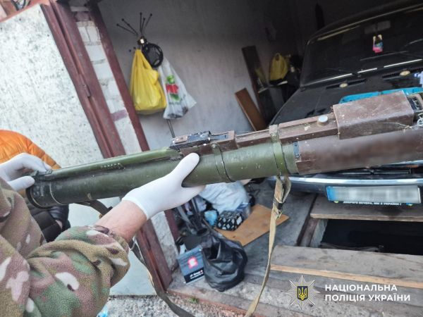 Николаевец спрятал в подвале противотанковый гранатомет, но полиция все равно об этом узнала