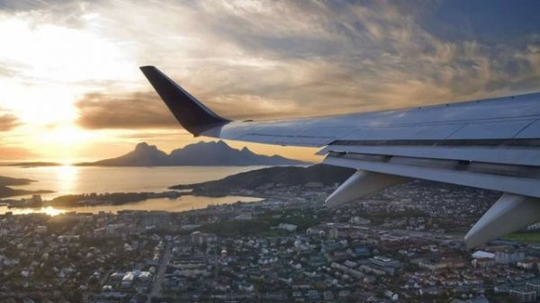 Трамп со второй попытки улетел на Всемирный экономический форум в Давосе – в самолете обнаружили неисправность