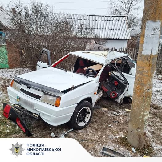 Утром в Николаевской области насмерть разбилась 38-летняя водительница на «девятке»
