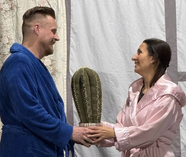 Не для детей: в Николаевском театре кукол ко Дню влюбленных премьера для взрослых (фото)