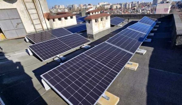 Государственный архитектурно-строительный контроль лишили прав на солнечные панели на крышах