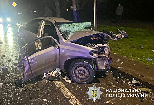Автомобили всмятку, водители в больнице: в Николаеве на Троицкой произошло жесткое ДТП