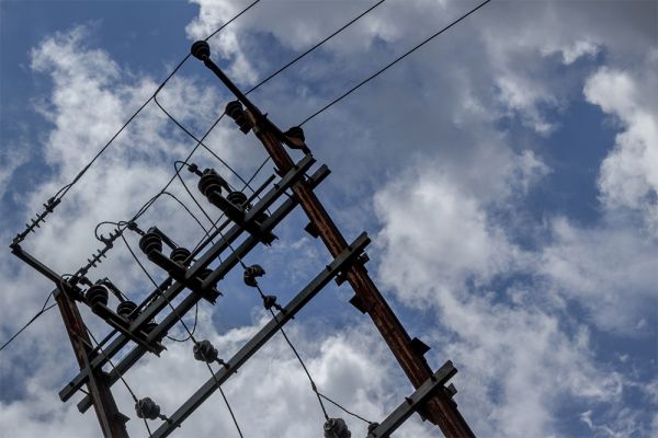 Блэкаут в Украине: каскадное отключение вывело из строя АЭС, на стабилизацию нужно до 36 часов