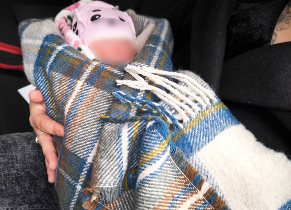 В Николаеве родители за 10 000 долларов продали дочь на второй день её жизни