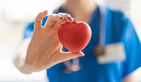 Не только в «Дие»: в Николаеве ЦНАПы начали оформлять выплаты 2000 гривен на «Скрининг 40+»