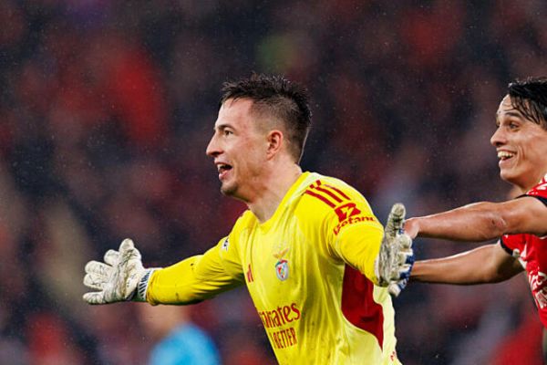 Украинский голкипер Трубин поставил на уши футбольную Европу, забив безумный гол «Реалу»