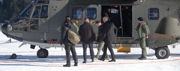 Зеленский в Давос прилетел на вертолете – с Трампом встреча после обеда