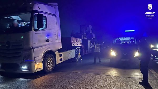 С поддельными документами и огромным весом: на Николаевщине три фуры оштрафовали на 119 тысяч