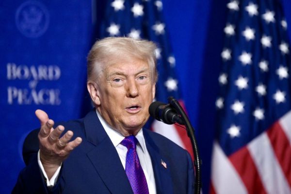 Трамп дал команду рассекретить документы об НЛО