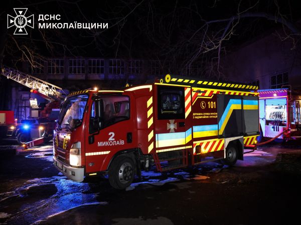 В Николаевской области после атаки вражеского дрона произошел пожар на площади 40 квадратных метров