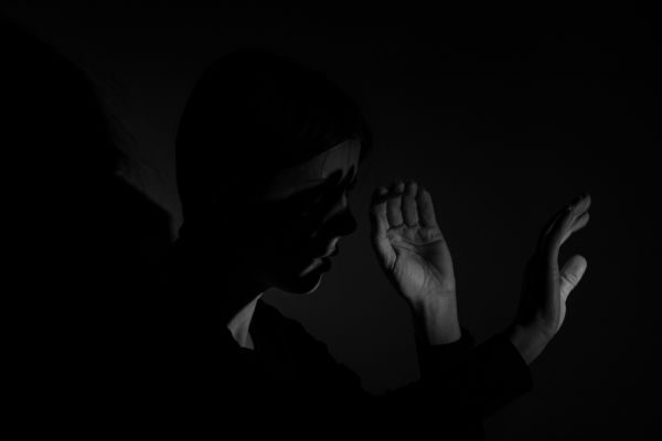 Без суда и наказания: Николаеве закрыли дело подростков, надругавшихся над инвалидом