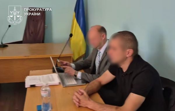 В Николаевской области будут судить мэра за шапки, штаны и обувь для военнослужащих