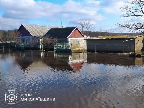 На Николаевщине затопило еще несколько населенных пунктов: февральский паводок уже наделал бед
