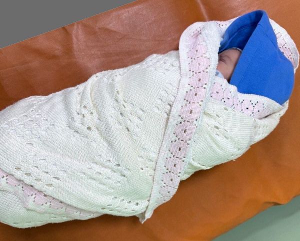 В Николаеве «окошко жизни» положили младенца: у маленького человека начался новый путь