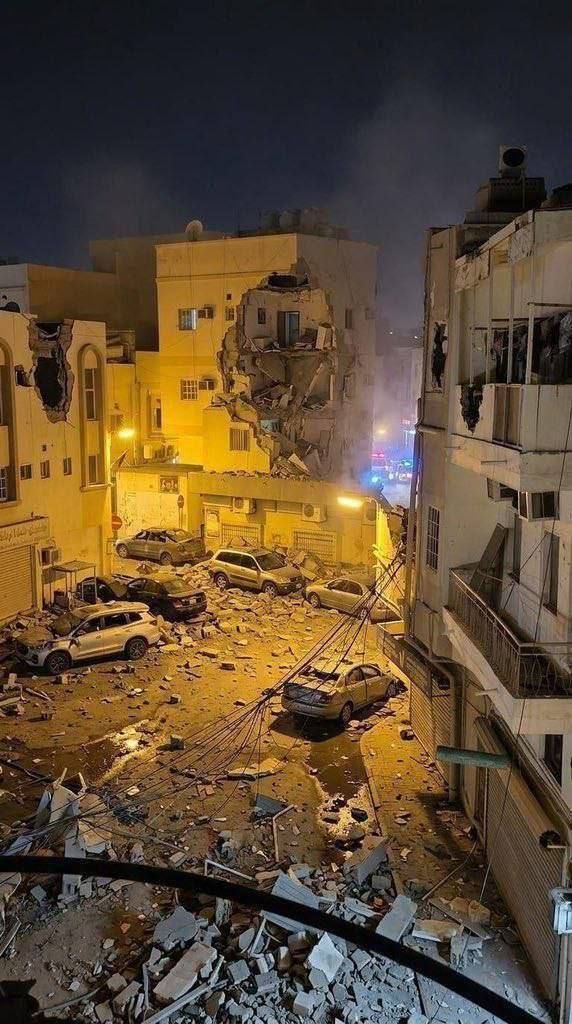 Тело аятоллы Хаменеи нашли – в Иране объявили траур