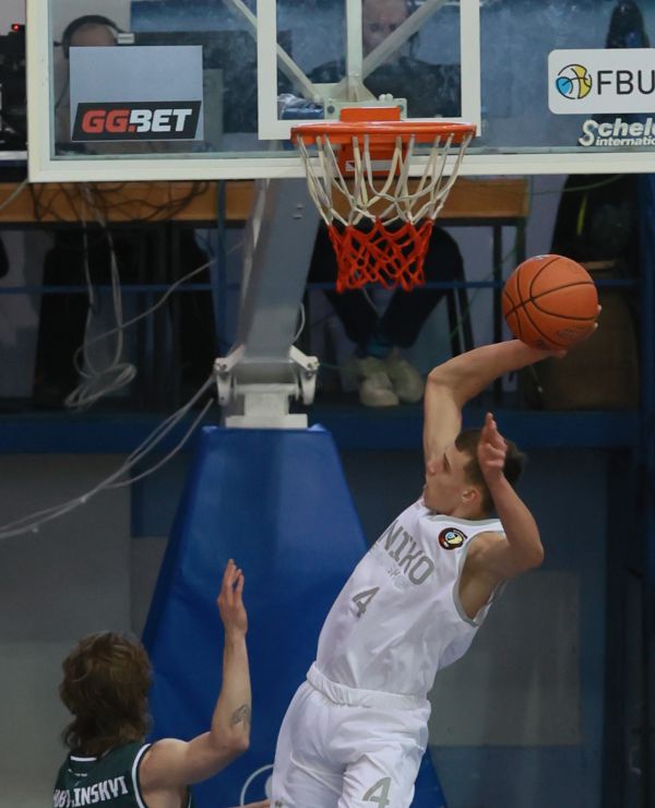 «Нико-Баскет-2» в сверхтяжелом матче высшей лиги победил столичную команду