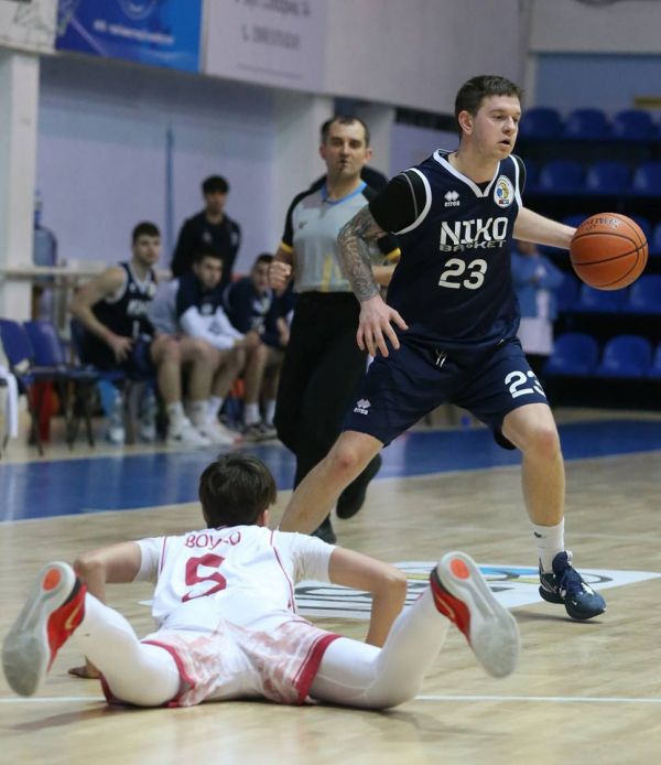 Защитник Ростислав Кабанов покинул «Нико-Баскет»