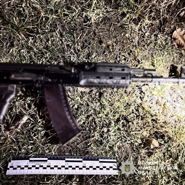 На кладбище в Николаевской области посреди белого дня устроили стрельбу