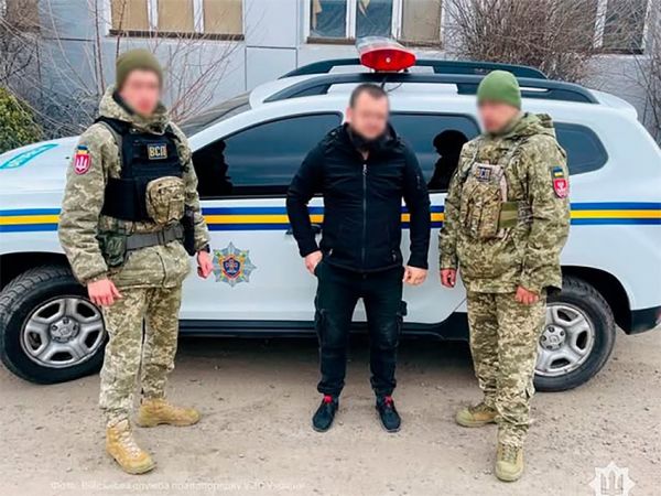 В Николаеве дорожный патруль военной полиции задержал СЗЧ-шника