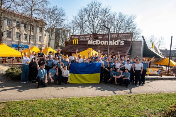 Николаев возвращается к нормальной жизни, – Ким на открытии «МакДональдза»