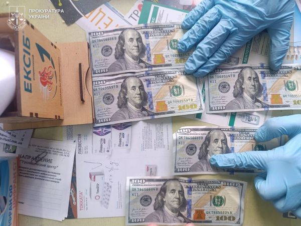 Дорого и ненадолго: николаевские медики продавали инвалидность 3-й группы за 11 тысяч долларов