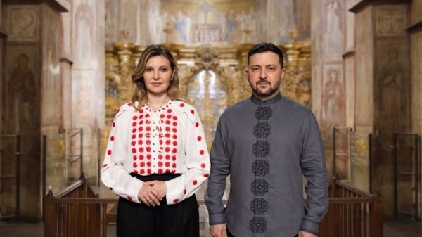 Пятый год подряд мы делаем это, несмотря на боль, все испытания и зло, окружающее нашу землю, – Зеленский поздравил украинцев с Пасхой