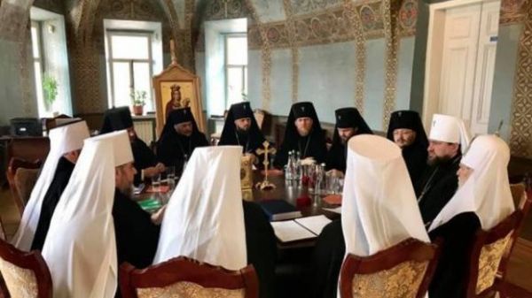 Либо покаяние, либо церковный суд, – Синод ПЦУ дает выбор самопровозглашенным патриарху и архиереям УПЦ КП