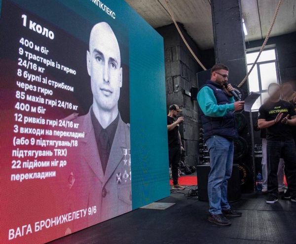 В честь легендарного командира из Очакова: спецназ ССО и ветераны выполнили комплекс «Ник»