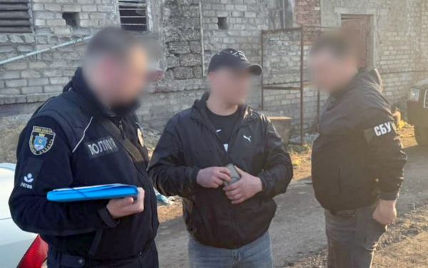 В Николаеве сотрудник ТЦК заставлял платить тех, у кого было законное право на отсрочку