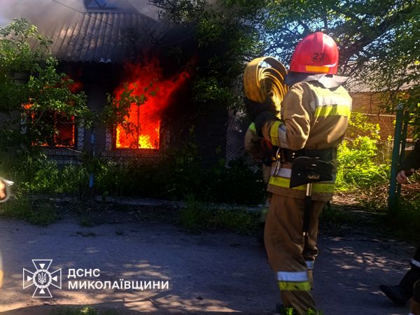 Гараж, дом, хозпостройка – в выходные пожарным Николаевщины добавилось работы