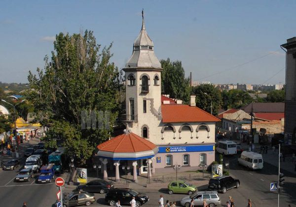 «Трамвайная подстанция» в Николаеве: город, кажется, нашел способ восстановить символ за международный счет