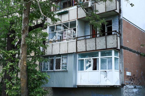 Днем атакован Николаев: повреждены многоэтажки. Фото