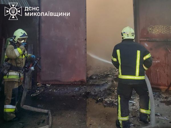 В Николаеве сгорел гараж