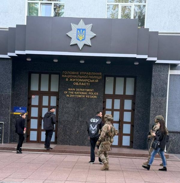 Прокуратура и СБУ пришли с обысками в три областные управления Нацполиции