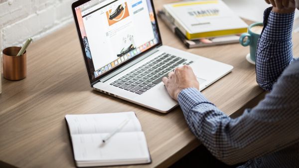 Ноутбук умер в дедлайн: как не потерять клиента и деньги