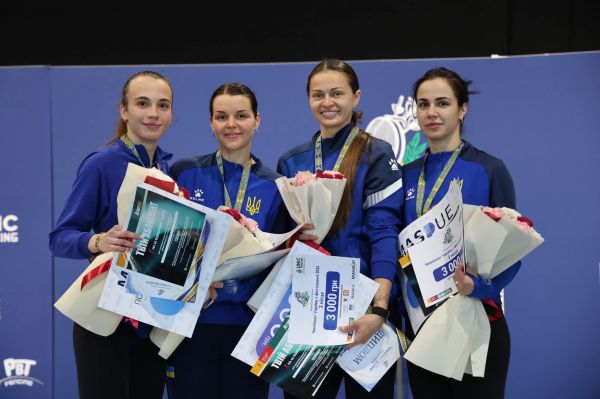 Николаевские фехтовальщики взяли восемь наград чемпионата Украины и будут настраиваться на Гонконг
