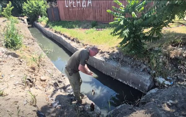 В Николаеве уже три ведомства в курсе, что канализация течет в лиман, но ремонта до сих пор нет