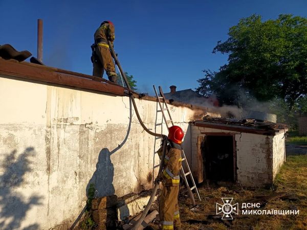 В Николаевской области за сутки тушили 21 пожар: два из них возникли из-за вражеских обстрелов