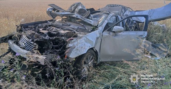 В Николаевской области разбился водитель на «Лексусе»: в салоне был пятилетний ребенок