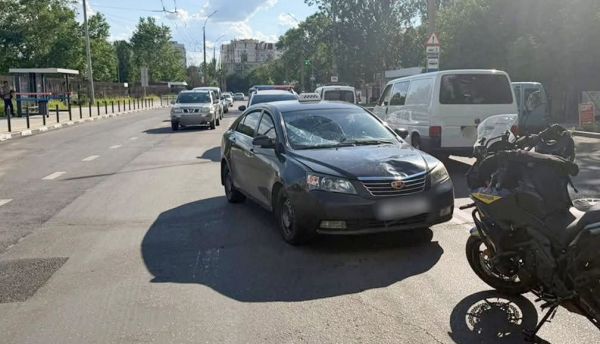 В Николаеве в Лесках такси сбило пешехода, который перебегал дорогу в неположенном месте