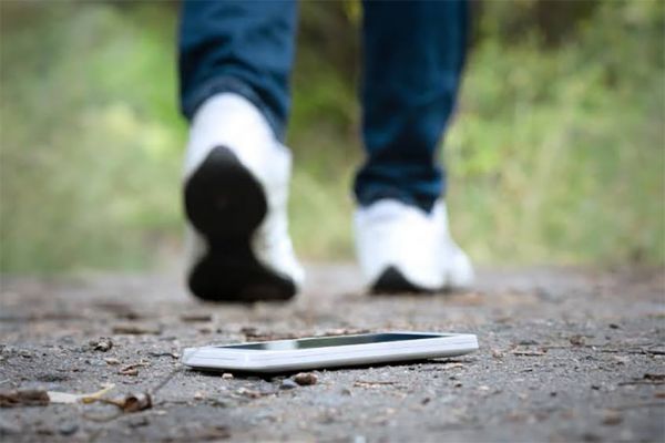 Нашел — не значит твое: как законно вернуть чужую вещь и почему за «случайную находку» в магазине можно сесть в тюрьму