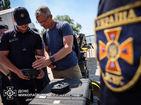 Французская Geomines бесплатно разминирует каналы на Николаевщине: делегация уже приехала оценить фронт работ