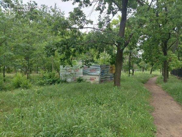 Скандальное строительство АЗС в зеленой зоне Николаева получило продолжение