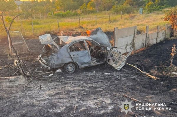 Возле Черноморки опрокинулся и сгорел 